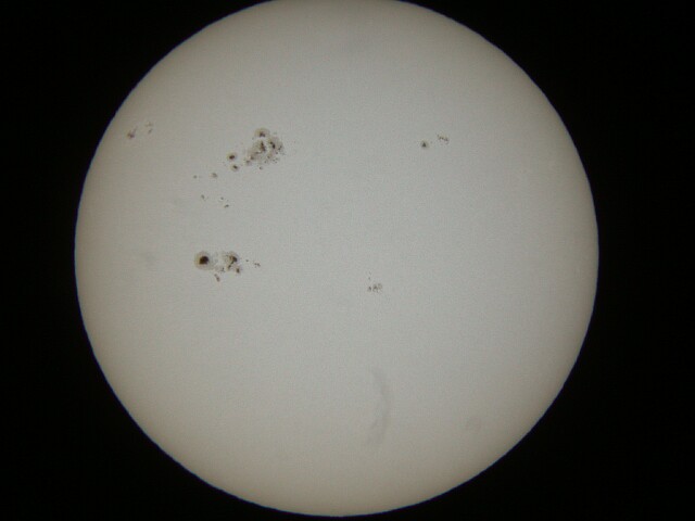 Sunspots 2003/10/30 10:52 EST